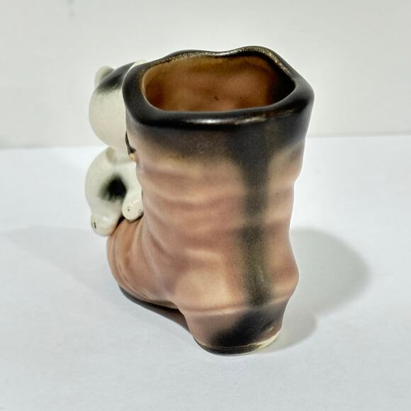 Norleans figural toothpick match holder ceramic porcelain kitten on boot figure - Picture 3 of 9